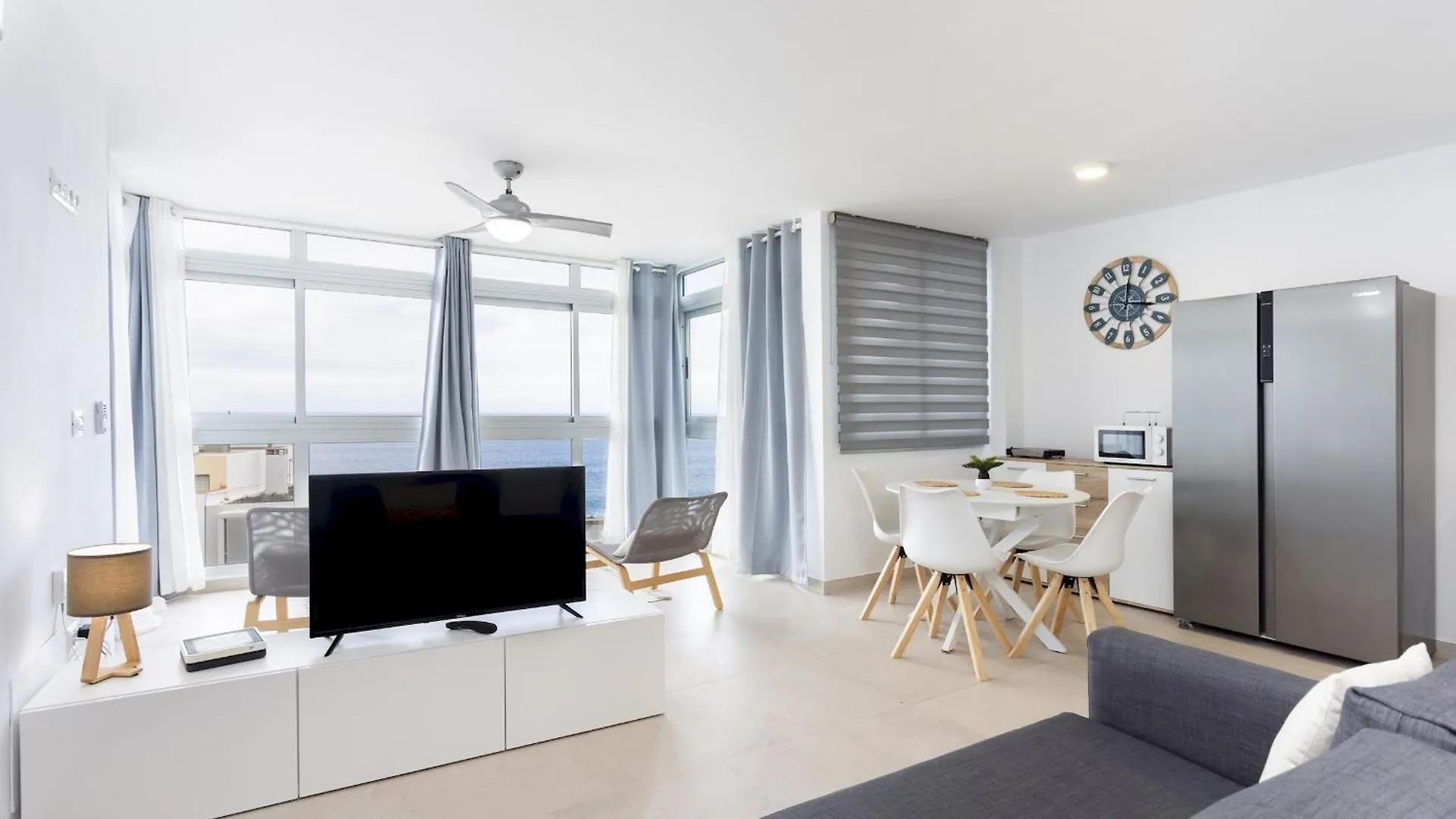 Apartamento Piscinas Naturales Apartment Bajamar